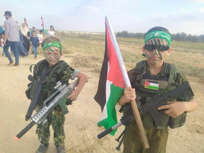 LazyInitializationException - Zdjęcie palestyńskich dzieci z granicy Gaza - Izrael, t...