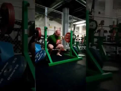 DywanTv - Siady na boso z pauzą - 180 kg x 4 - fajnie widać, że stópka silna i łuk w ...