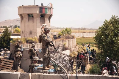 JanLaguna - Trzy wybuchy w Kabulu, 13 amerykańskich żołnierzy nie żyje

Około 3h te...