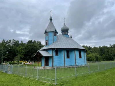 asdfghjkl - Piękna malutka cerkiew pośrodku niczego. #cerkiew #architektura #belkotwp...