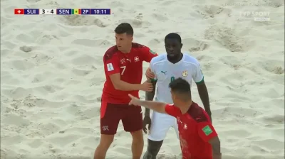 qver51 - Szwajcaria - Senegal 3:5
#golgif #mecz #szwajcaria #senegal #beachsoccer