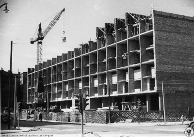 J.....s - @Jud-Suss: Budowa budynku pod koniec lat 50 tych: