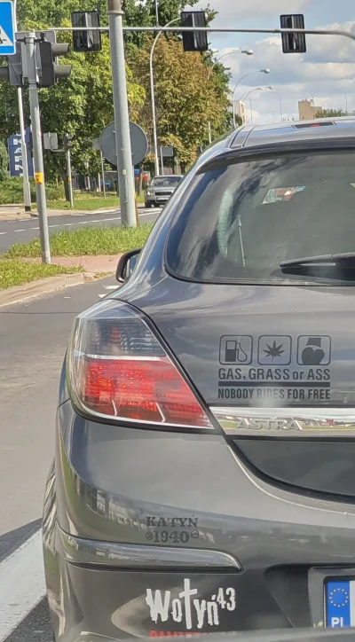 MercedesBenizPolska - #stalowawola #samochody ##!$%@? 

Patriota wyklęty w trawie i d...
