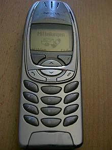 PurpleHaze - @CheSlaw: telefon z 2001 roku nokia 6310 i co najlepsze

 It was also N...