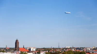A....._ - Jeszcze ciepłe zdjęcie :)

#gliwice #sterowiec #zeppelin