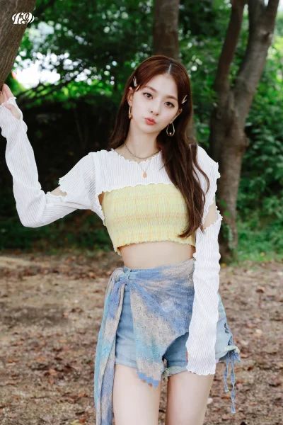 XKHYCCB2dX - #nagyung #fromis9 
#koreanka