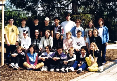 myrmekochoria - Kim Dzong Un na wyciecze klasowej w Szwajcarii, 1998.

#starszezwoj...