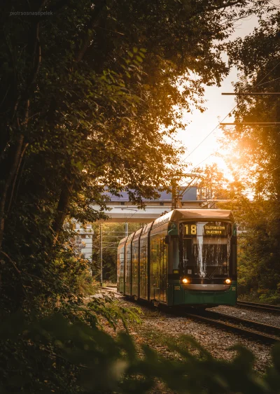 mrsopelek - Nowy, testowany tramwaj w Łodzi.

#lodz #tramwaje #tramwajboners #komun...