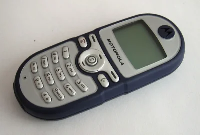 jutokintumi - @polock: Motorola C200, malutki, piękny #!$%@?