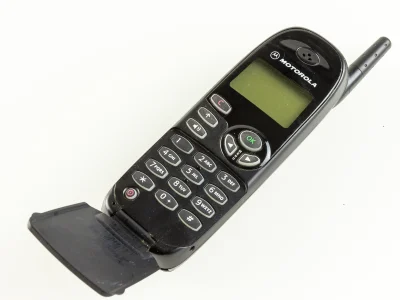 Odczuwam_Dysonans - @polock: pierwsza w domu, Motorola M3688 w 1998r w PTK Centertel....