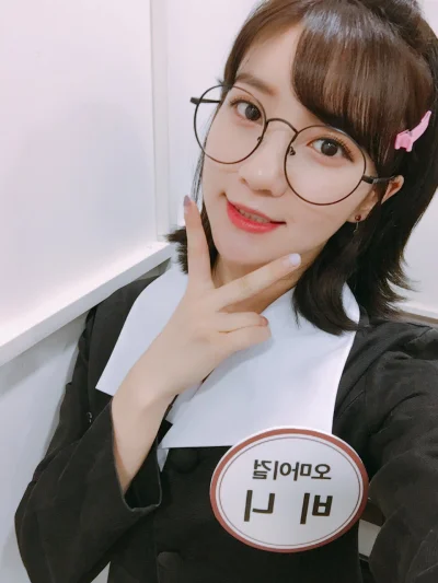 XKHYCCB2dX - #binnie #ohmygirl
#koreanka