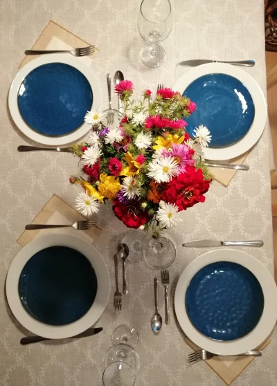S.....n - Zapraszam na kolację ( ͡° ͜ʖ ͡°) uczę się dekorować stoły i przyjmować gośc...
