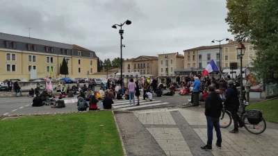 Cholinex86 - Widziałem na żywo wczoraj demonstracje w Carcassonne na południu Francji...