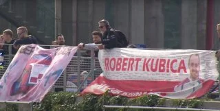 bajajoko - Jak pięknie prezentowała się nasza klubowa flaga na torze Spa

#kubica #...
