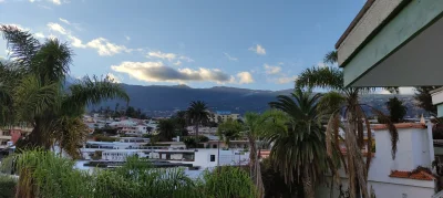 PancinKuluKulu - @SwietySeba właśnie jestem w Puerto de la cruz ;) teide spokojne ale...