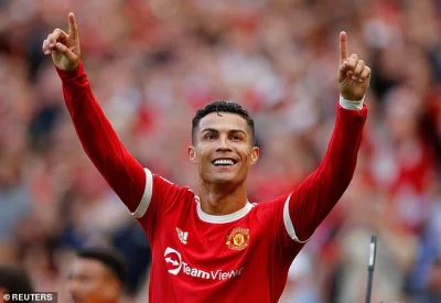 ekjrwhrkjew - Taka ciekawostka!

Ronaldo w przeciągu 3 pierwszych meczy dla United ...