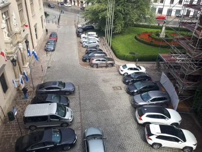 goferek - "Dzień bez samochodu" w tradycyjnym wykonaniu krakowskich urzędników.
Ale ...