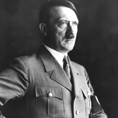 nowyjesttu - Hitler nie był Austriakiem! Był Niemcem. W czasach Hitlera nie było czeg...
