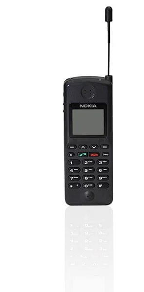 BtKsebo - @dbbdott78: nie pamiętam. Pierwszy telefon chyba rzeczywiście '97 8000 zł. ...