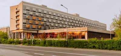 WypadlemZKajaka - A Hotel Cracovia pewnie dalej jest zabytkiem
