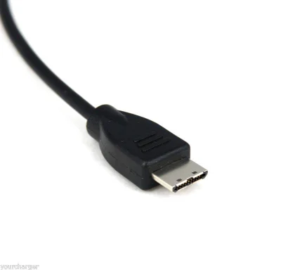 abc3 - Chyba brakuje tam 10-pinowego złącza USB od grajka mp3 Cowon.