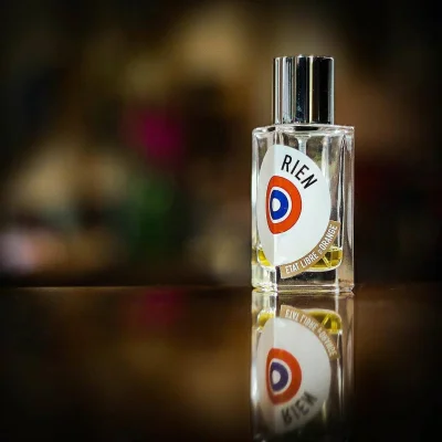 dr_love - #perfumy #150perfum 390/150
Etat Libre d'Orange Rien (2006)

Zapachy jak...