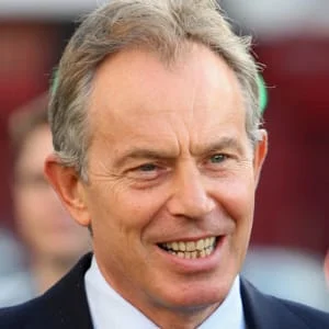 maszfajnedonice - @rswrc: bo to nie on. To jest Tony Blair.