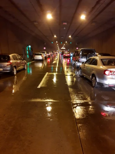Dzemzdzika - Tunel stoi, omijać jak tylko się da.
#katowice