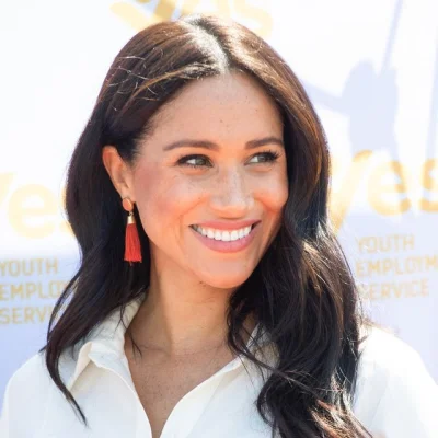 P.....a - @korporacion: Meghan Markle, rok starsza od niej.