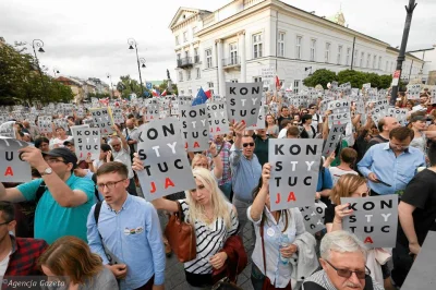 dominowiak - Ej a można przyjść z takim transparentem jak na zdjęciu, czy będzie pass...