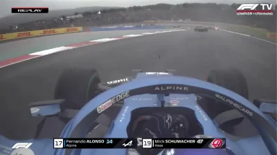 A.....7 - Alonso vs Schumacher 

#f1
#f1battles