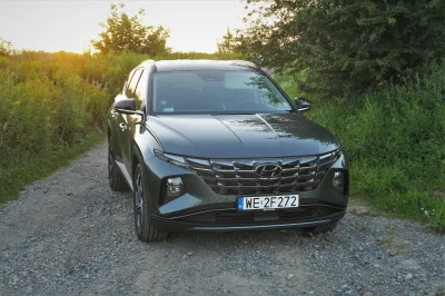 stopaotestuje - Potrafi jeździć bez kierowcy i do tego jeszcze śpiewa. Nowy #Hyundai ...