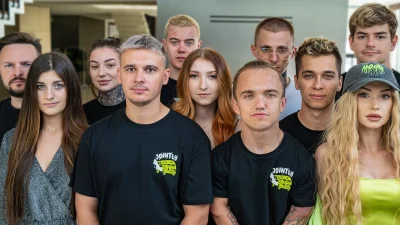 Z.....o - takiego pewdiepaja nie lubię, ale rozumiem popularność, jest przystojny, ga...