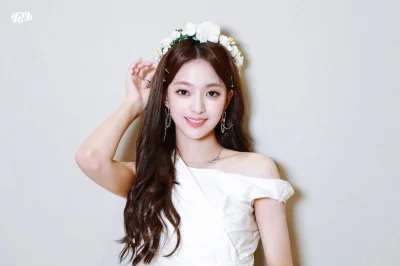 XKHYCCB2dX - #nagyung #fromis9 
#koreanka