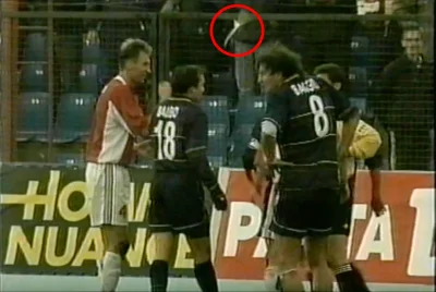 JanParowka - 20 lat temu na stadionie wisly - Dildo Baggi dostał nożem w głowę i gral...