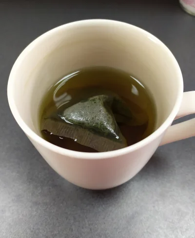 potatowitheyes - #herbata 
Jakaś dobra herbata, która będzie smaczna bez dodawania cu...
