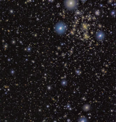 sznaps82 - Na ilustracji: Obraz gromady galaktyk Abell 370, jednego z regionów nieba ...