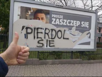 t.....e - @uczalka: kto by pomyslał, piloci śmią zadawać pytania i nie wierzą w hocki...