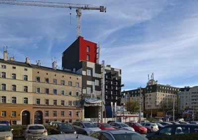 myownsummer - #wroclaw #architektura #100latplanowaniawpolsce 
Wybudowaliśmy za duży...