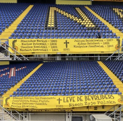 Peter_Parker - Transparenty na stadionie NAC Breda przygotowane na dzisiejszy mecz w ...