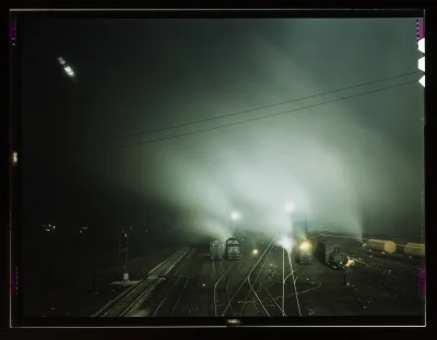 myrmekochoria - Jack Delano, Santa Fe Rail Road yard, Kansas 1943

#starszezwoje - ...