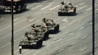 Tranzystor_IGBT - Protesty na placu Tiananmen. 

15 Kwietnia 1989 w Chinach na plac...
