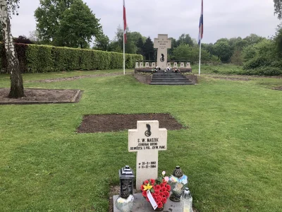 furman5ky - Grób generała Maczka na cmentarzu w Bredzie.