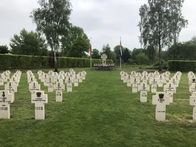 furman5ky - Cmentarz polskich żołnierzy w Bredzie.