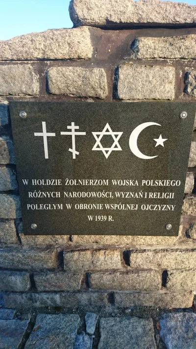 czeskiNetoperek - Jedyna poprawna forma upamiętniania żołnierzy z naciskiem na religi...