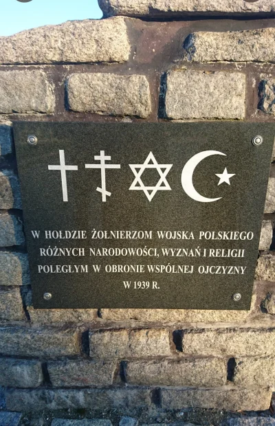robert5502 - Tablica na cmentarzu w #sochaczew
#wojskopolskie #historia #ciekawostki...