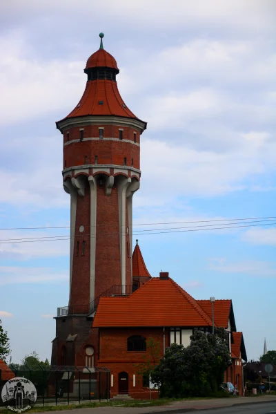 Kenzie - W Kępnie też całkiem ładna wieża. Przy wieży znajduje się budynek, który zos...