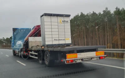 Aou - Tak się rozwozi paczki. Bez sensu. Przecież łatwiej by było dowieźć paczkę do p...