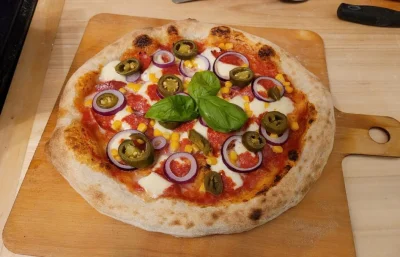 Raul777 - Takie coś dzisiaj wyszło ( ͡° ͜ʖ ͡°)
#pizza #gotowanie #foodporn #jedzenie...