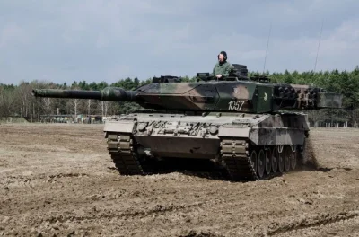 Ex3 - #wojsko #czołgi
Taka ciekawostka. Koszt przejechania 1km drogi czołgiem (dane ...